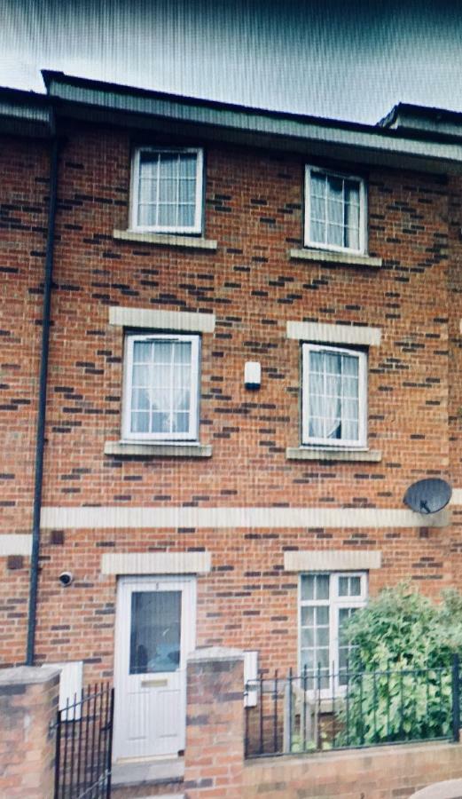 The Townhouse Newcastle Apartman Kültér fotó